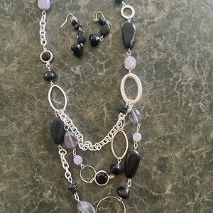 Elegant Black and Silver Necklace and Earring Set